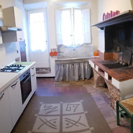 Appartamento La Torretta Porcari Екстериор снимка